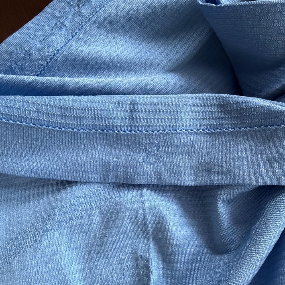Lululemon Swiftly Tech Waist Length Long Sleeve Top Size 8 Light Blue - Picture 4 of 5